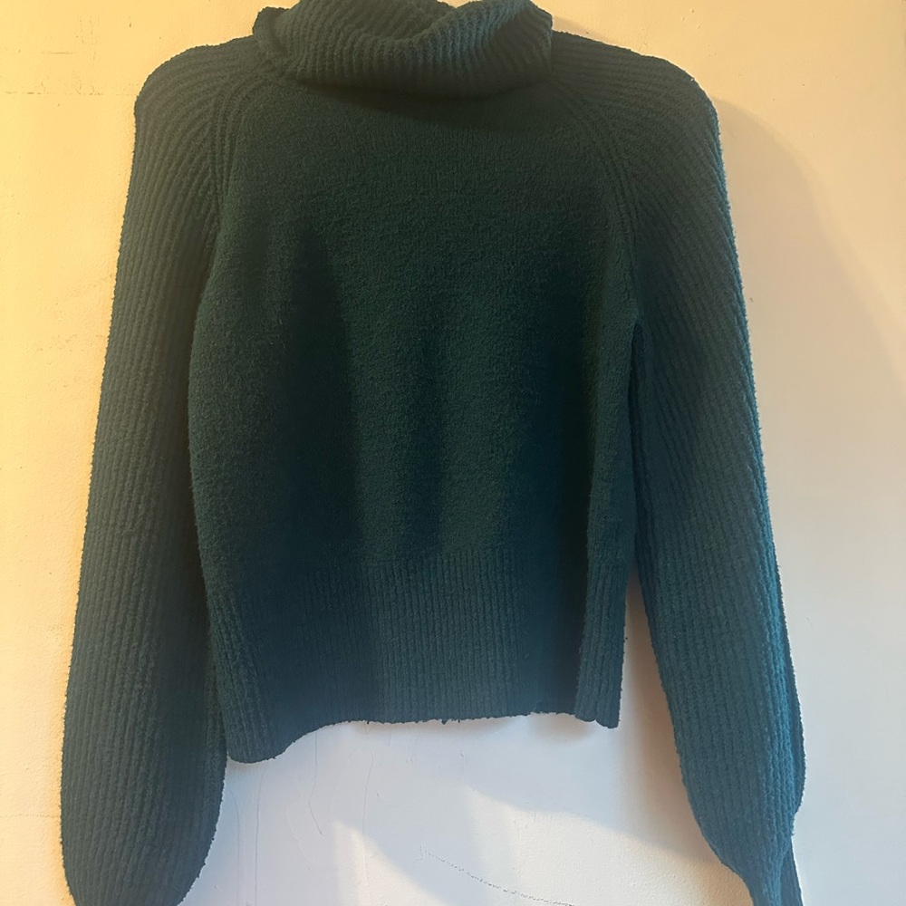 Cozy Green Turtleneck Sweater